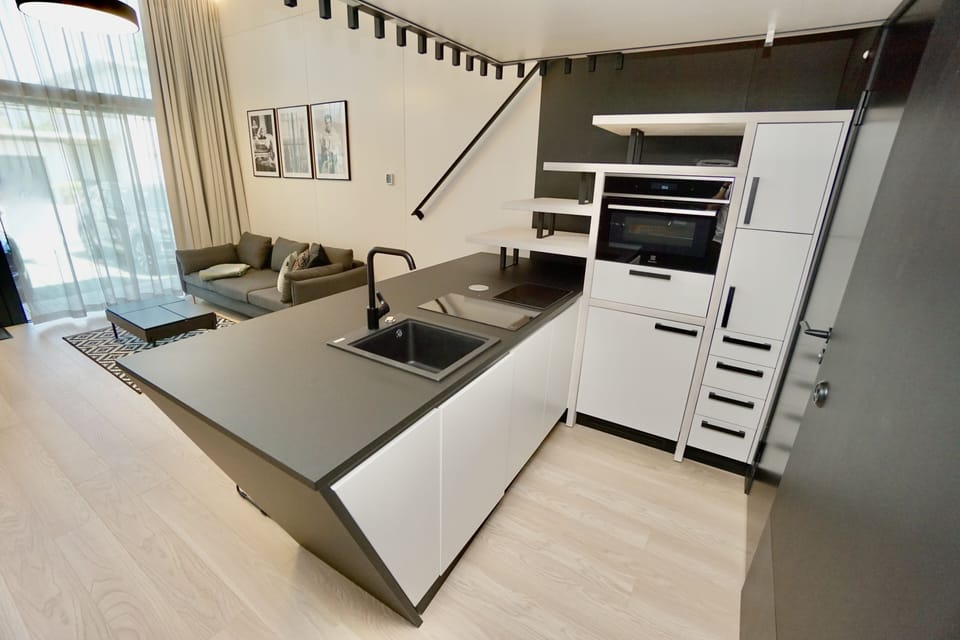 Comfort Apartment | Private kitchen | Fridge, oven, stovetop, dishwasher