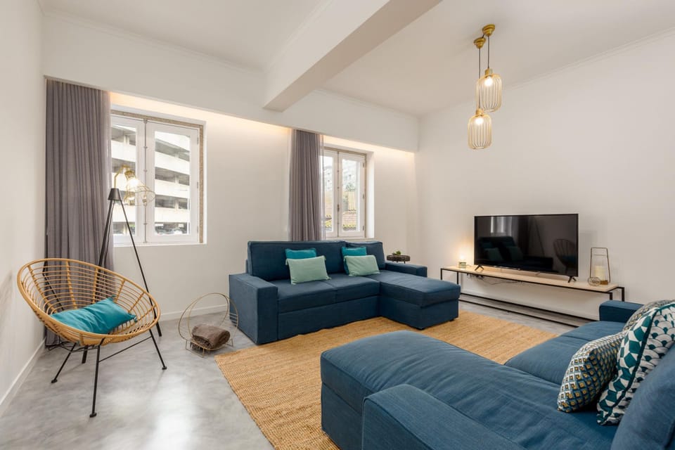 House | 4 bedrooms, iron/ironing board, WiFi