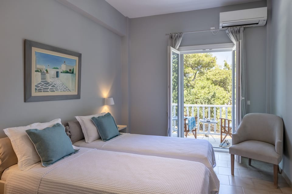 Double or Twin Room | Premium bedding, in-room safe, soundproofing, iron/ironing board