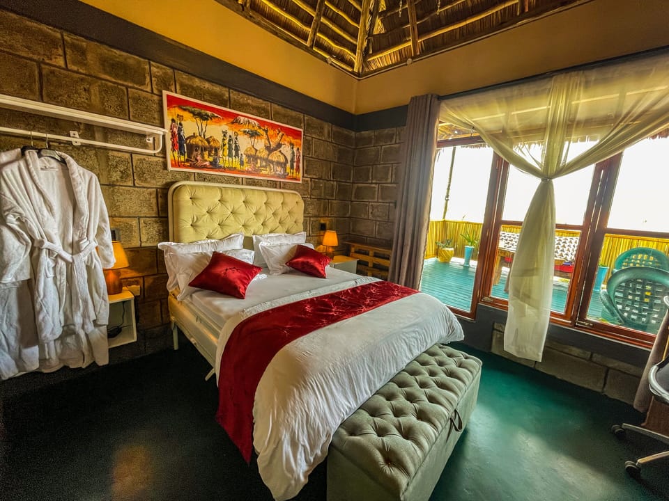 Signature Double Room | Egyptian cotton sheets, premium bedding, memory foam beds, soundproofing