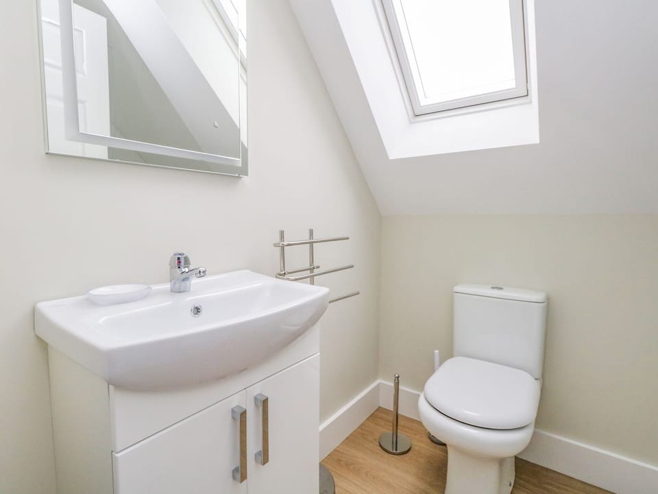 Roman Lodge Cottage in West Dorset District