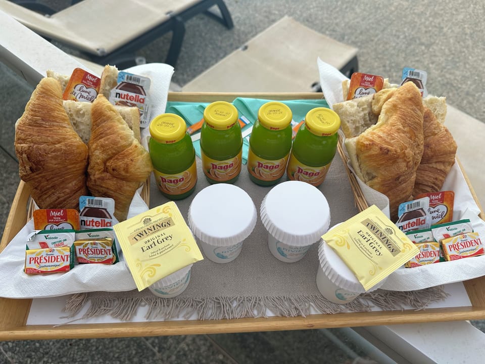 Breakfast meal