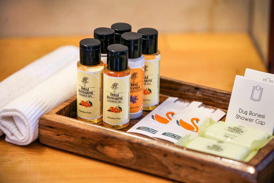 Luxury Room | Bathroom | Shower, designer toiletries, hair dryer, towels