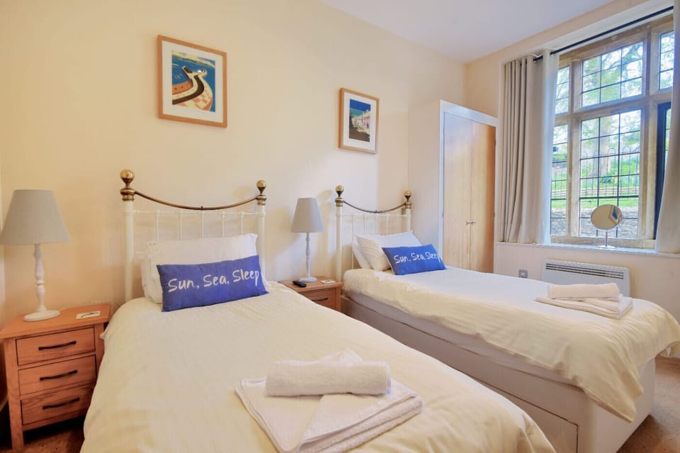 1 Coram Tower Cottage in Lyme Regis