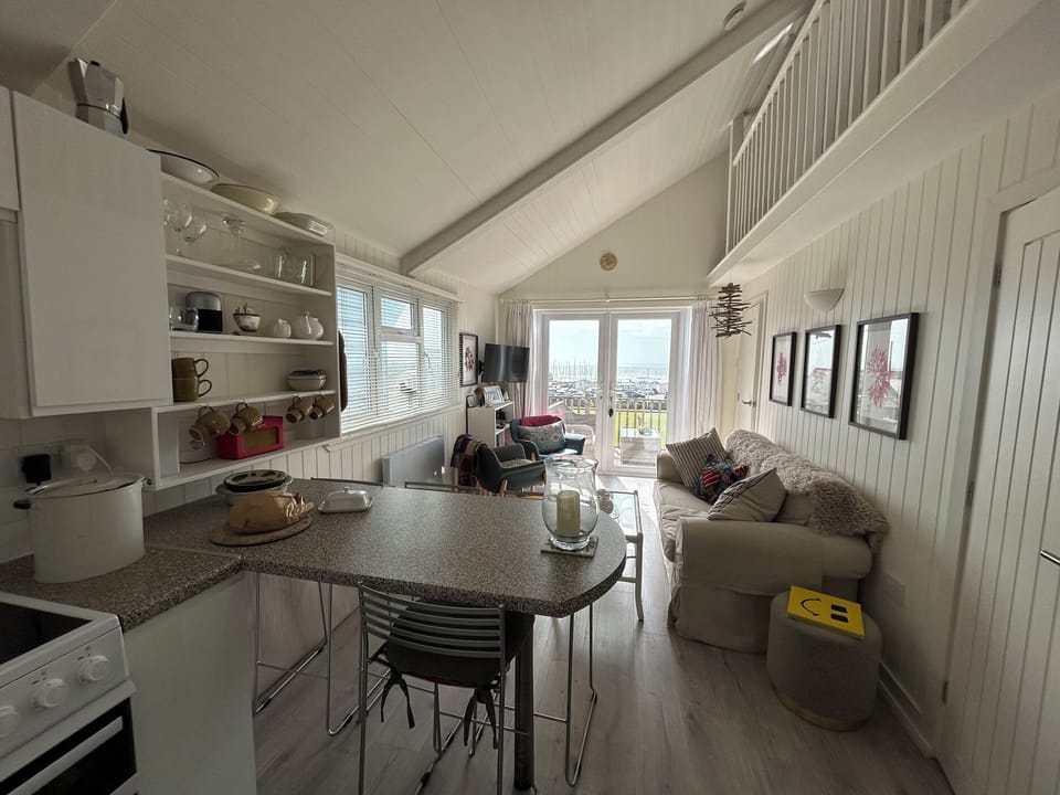 Cottage | Living area | DVD player