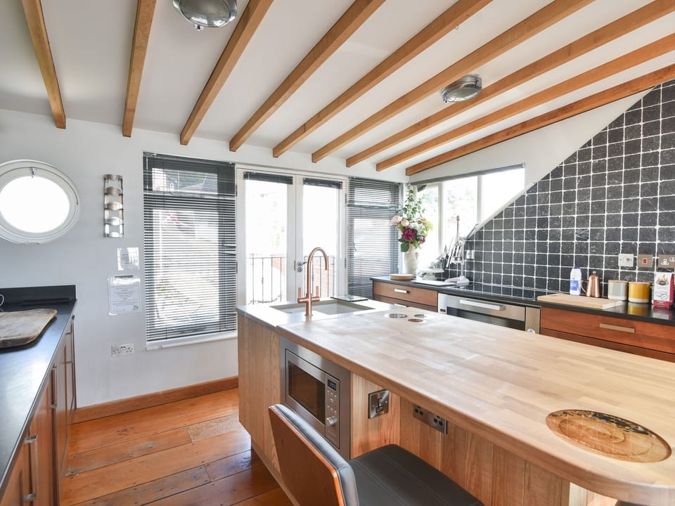 Cottage | Interior