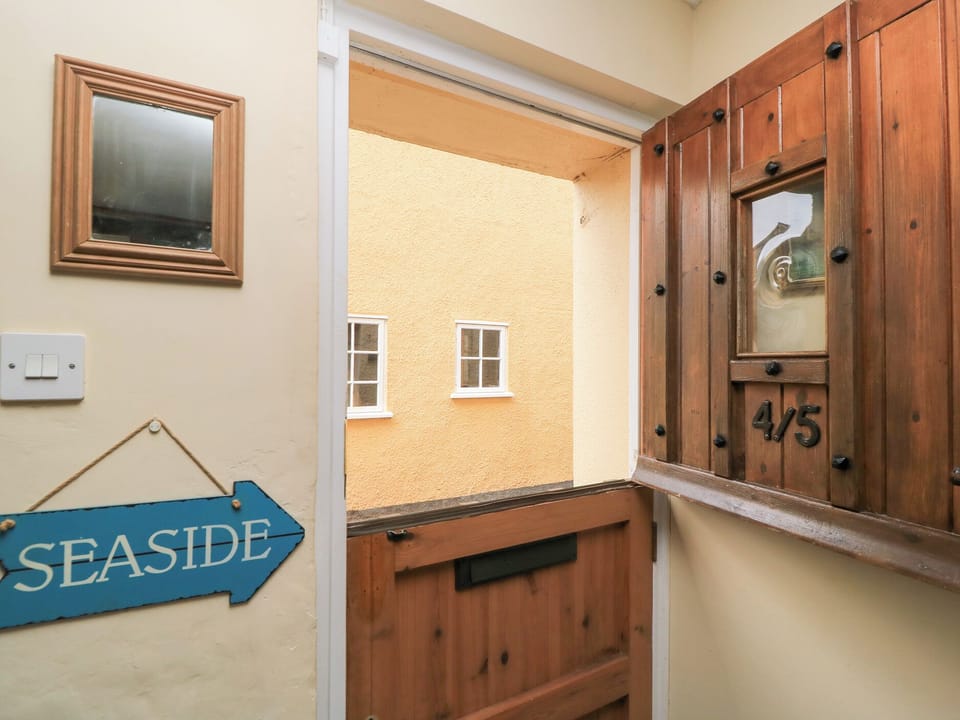Cottage | Exterior detail