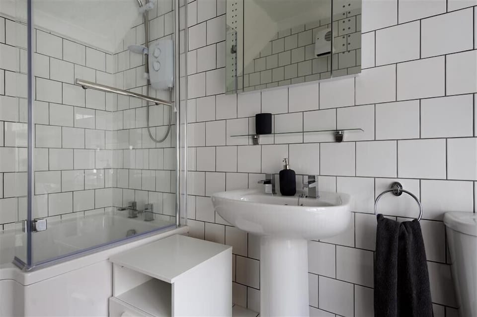 Hatchett Top Flat Cottage in Lyme Regis