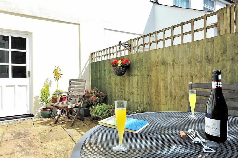 Cottage | Balcony