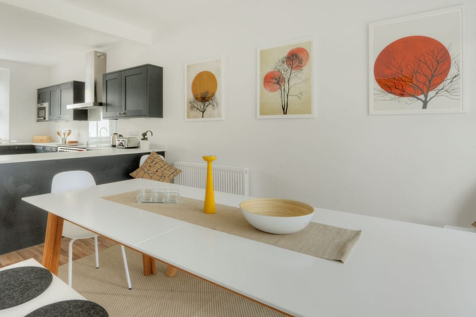 Cottage | Interior
