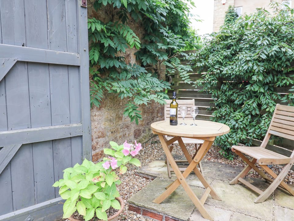 Cottage | Outdoor dining