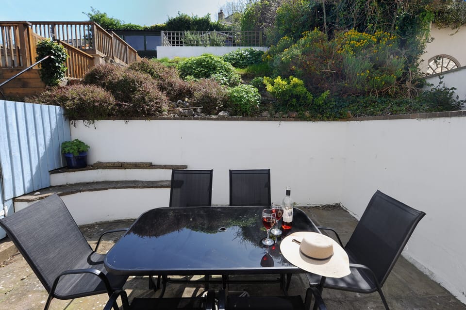 Cottage | Balcony