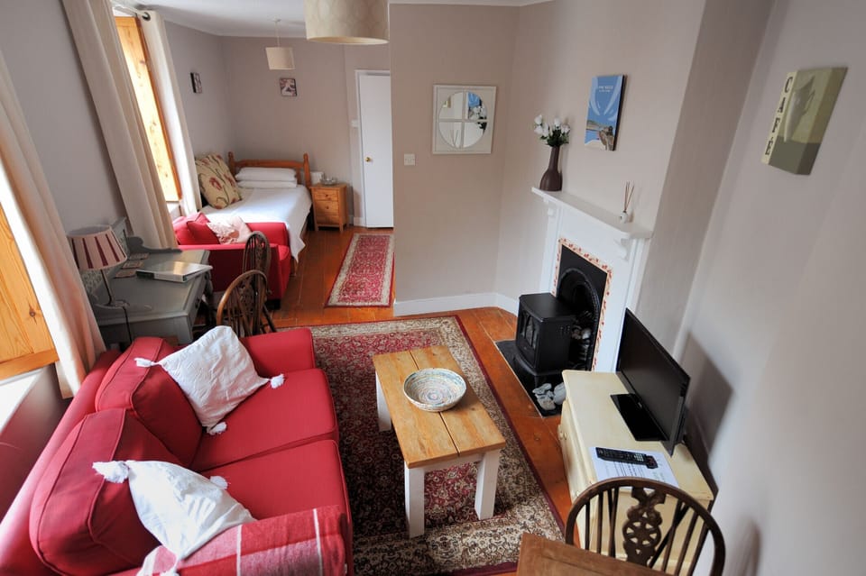 Cottage | Living room | DVD player