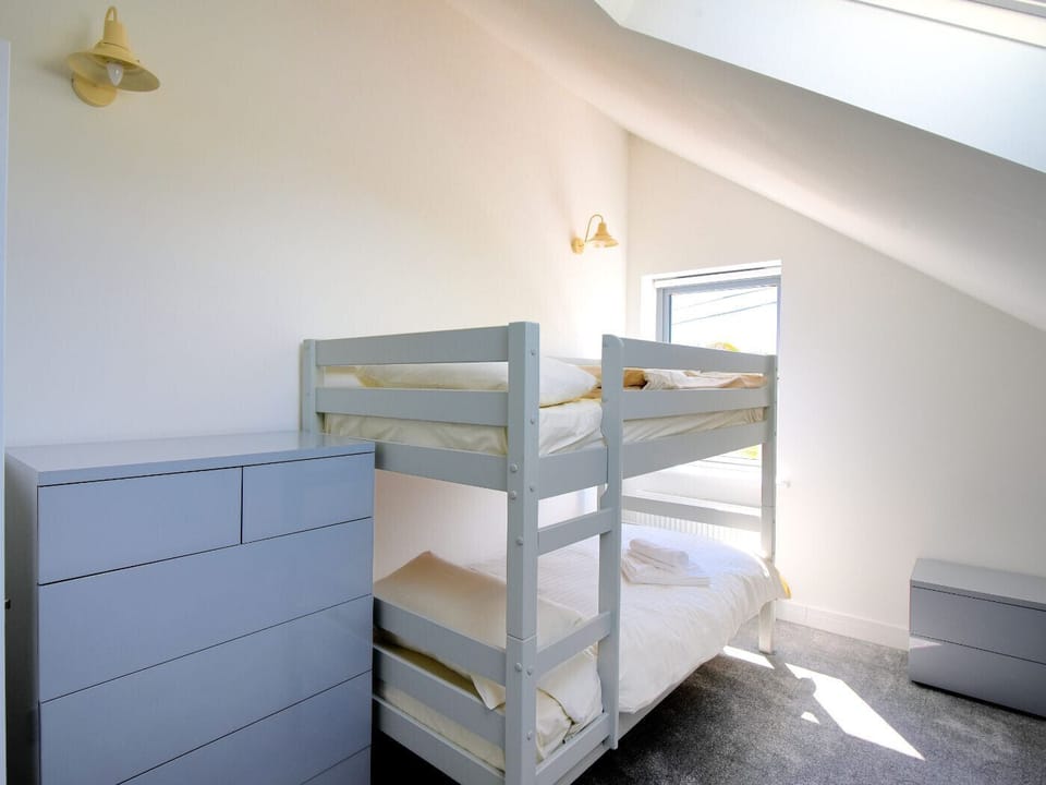 Cottage | 5 bedrooms, individually decorated, individually furnished, free WiFi