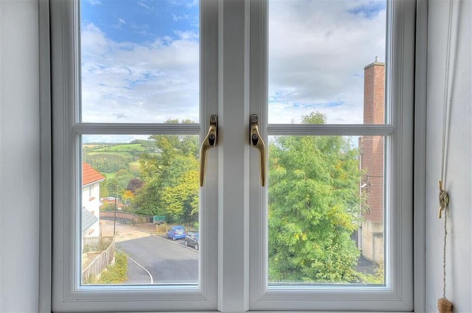 Cottage | 3 bedrooms, individually decorated, individually furnished, free WiFi