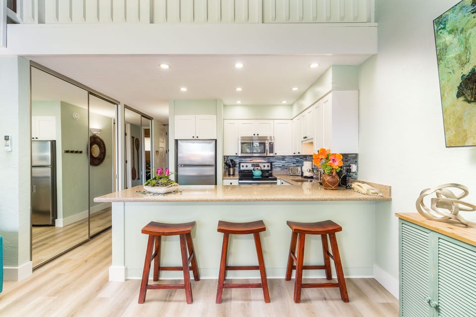 Condo, 2 Bedrooms | Private kitchen | Coffee/tea maker, fridge, oven, toaster