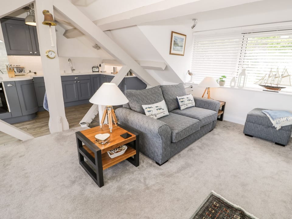 Cottage | Interior