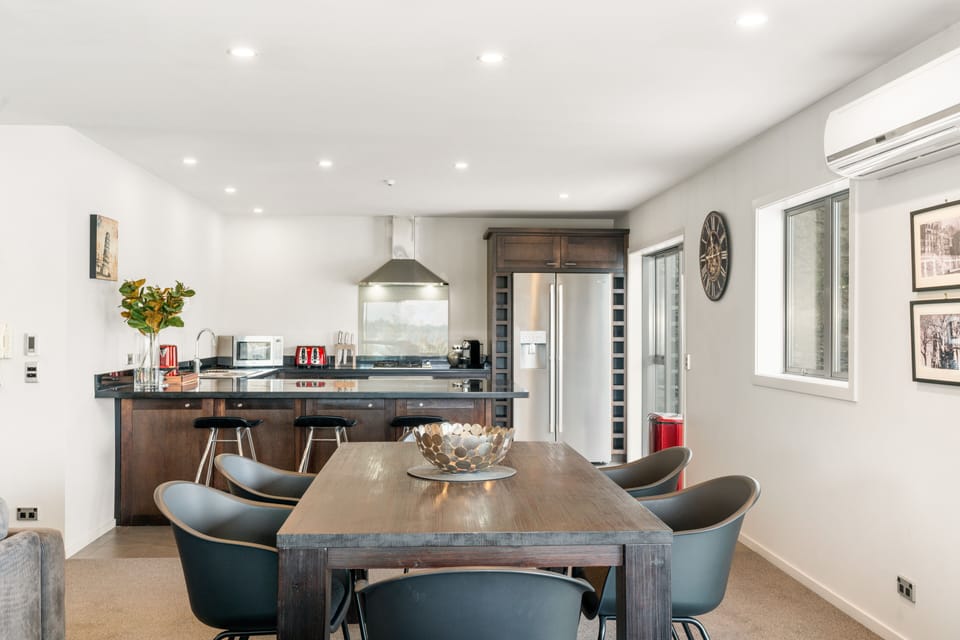 Apartment | In-room dining