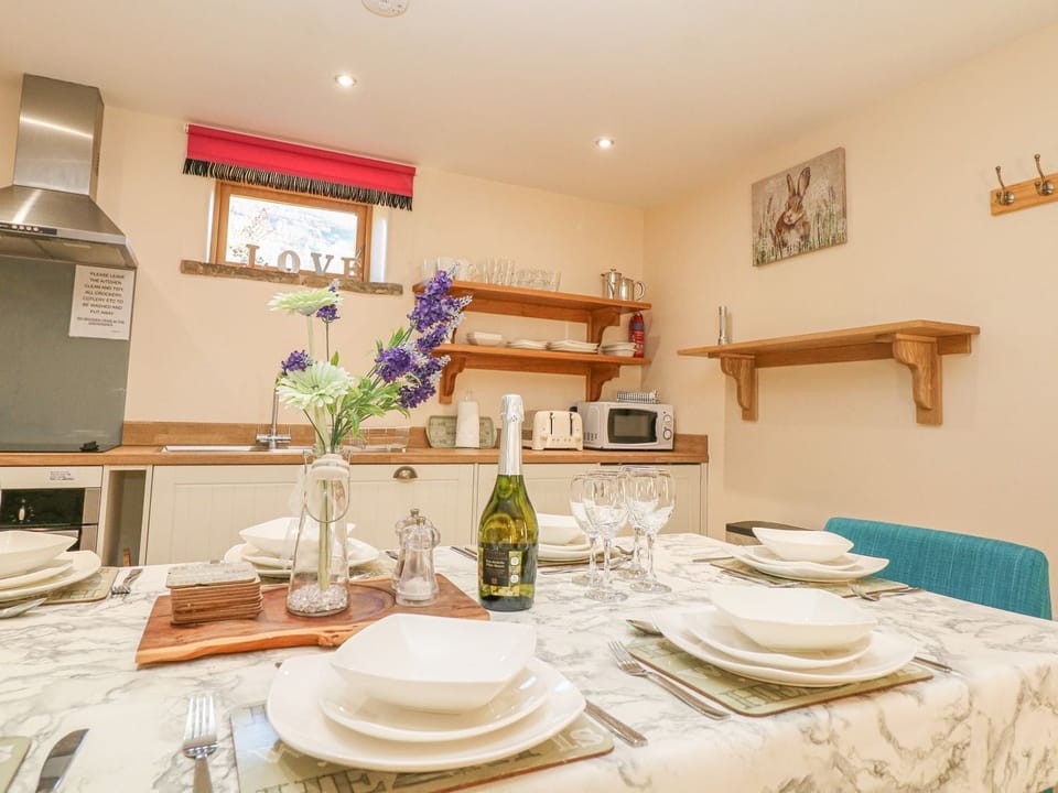 Cottage | Interior