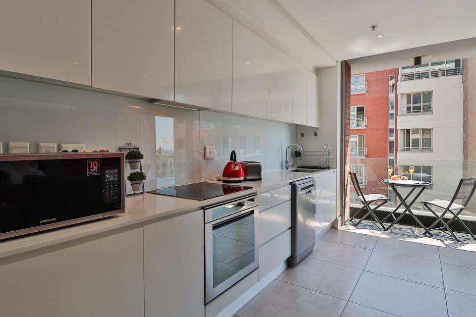 Apartment (1 Bedroom) | Private kitchen | Fridge