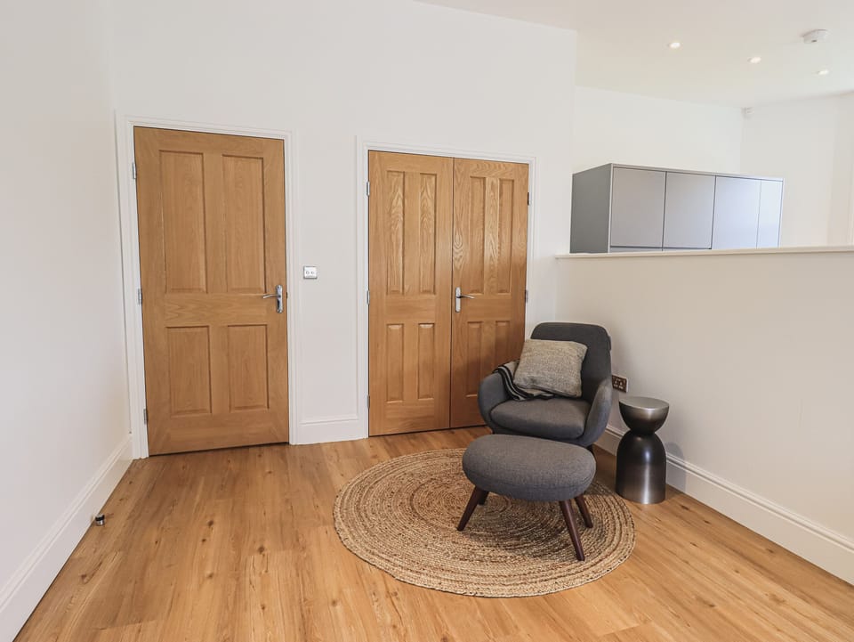 Cottage | 2 bedrooms, individually decorated, individually furnished, free WiFi