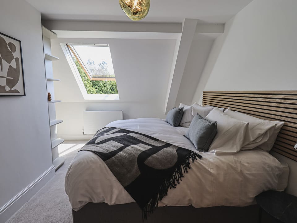 Cottage | 2 bedrooms, individually decorated, individually furnished, free WiFi