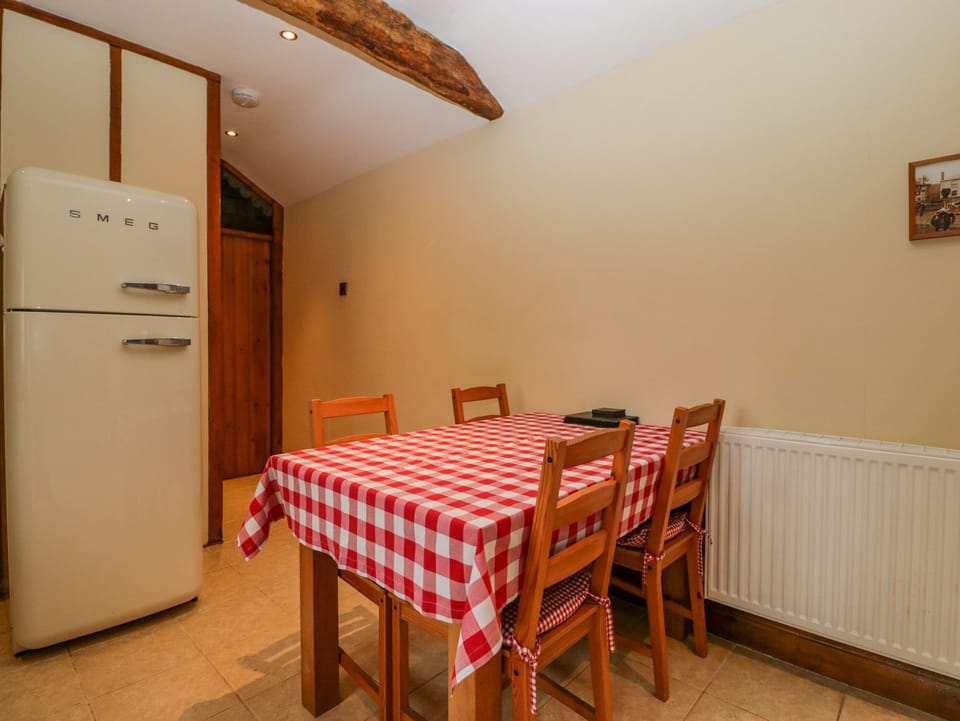 Cottage | Interior