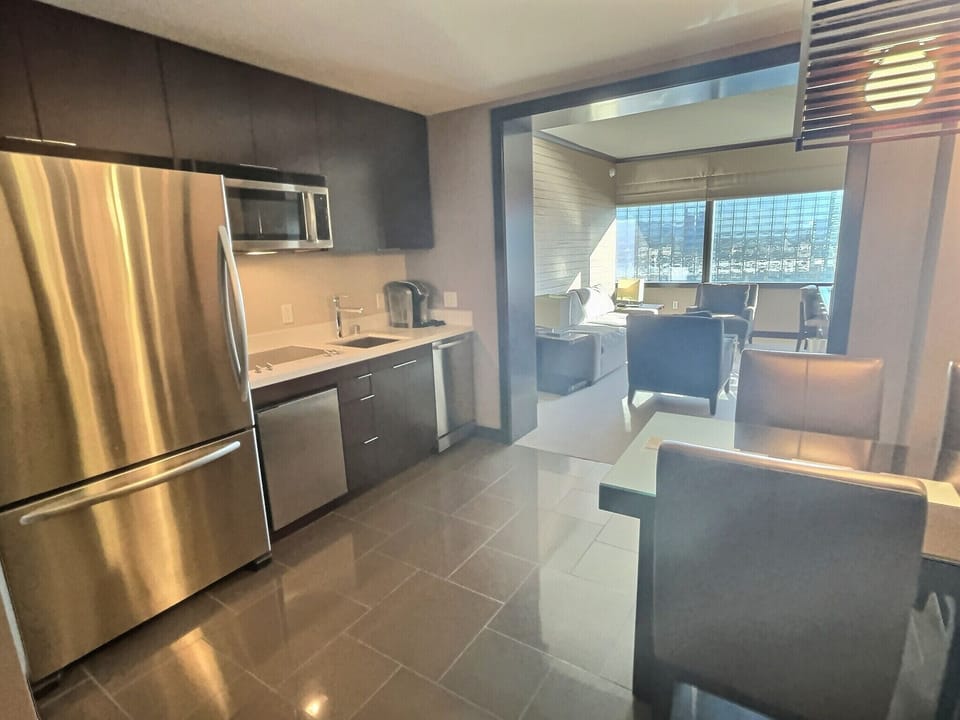 Vdara Studio Aria View | Private kitchen | Microwave, stovetop, dishwasher, dining tables