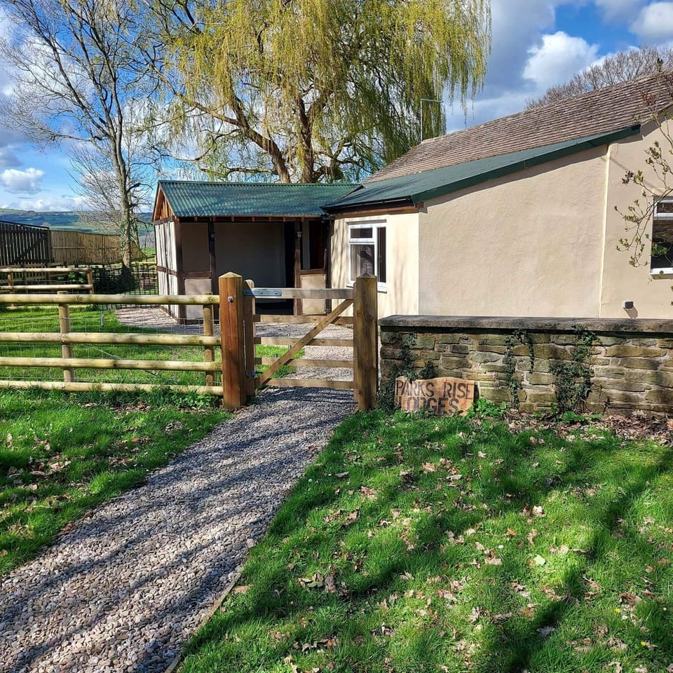 Cottage | Exterior