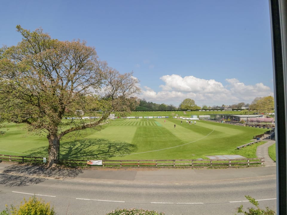 Cottage | Golf