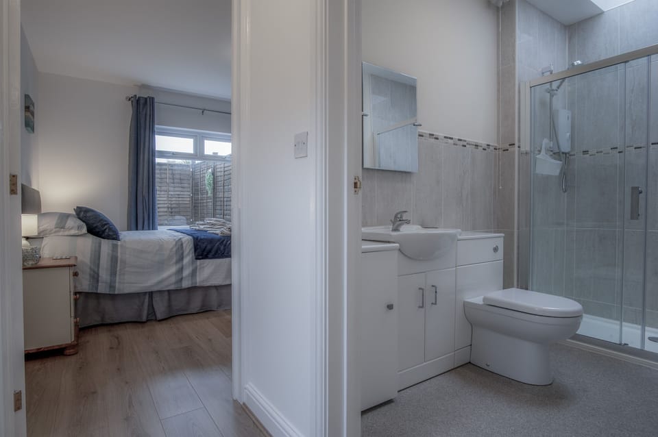 Shorelands - 1 Bedroom - Manorbier Apartment in Wales