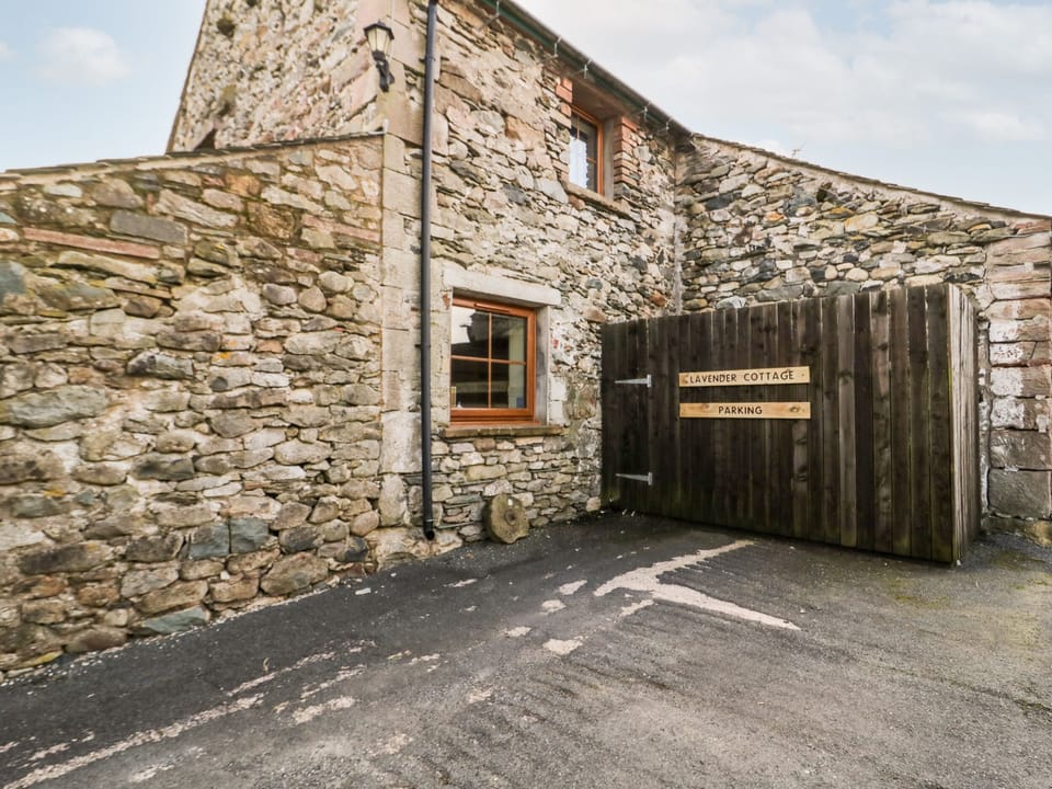 Cottage | Interior