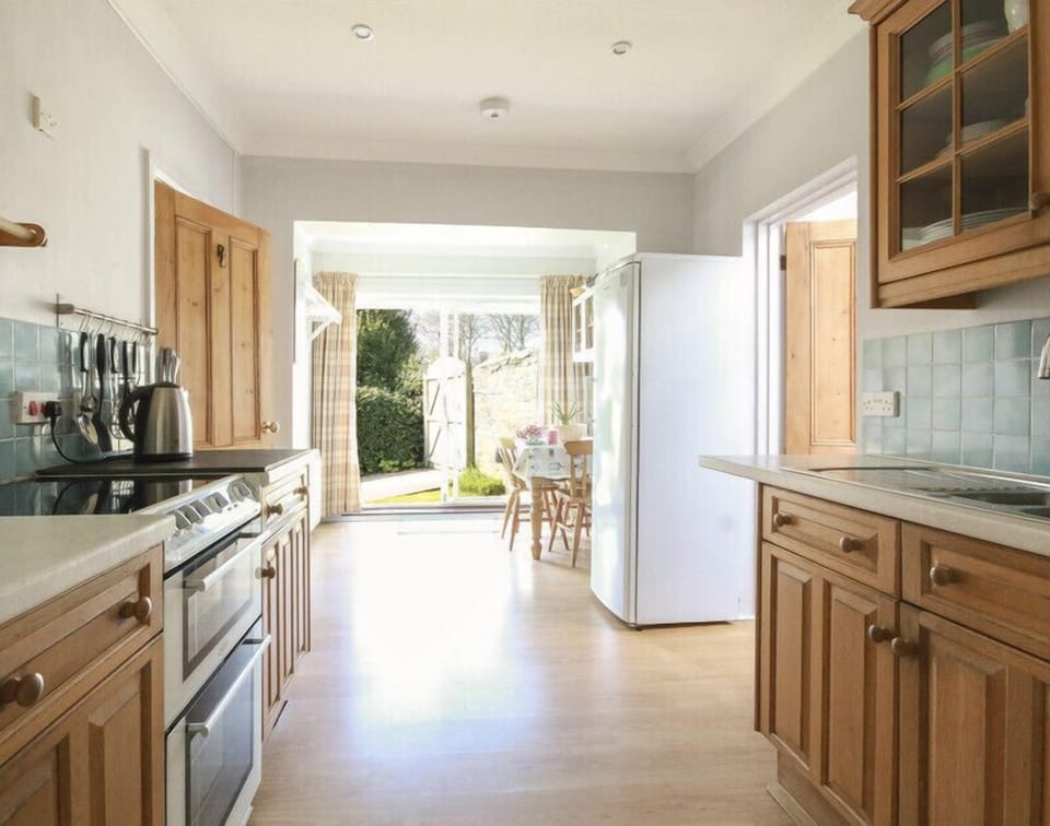 Cottage | Interior
