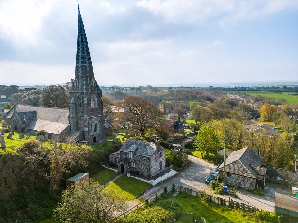 Cottage | Aerial view
