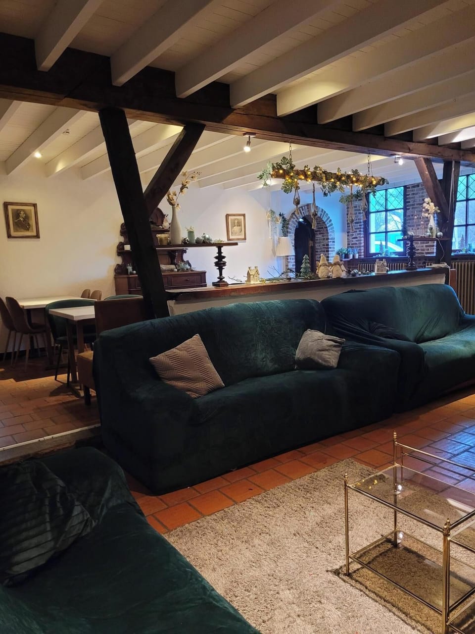 Deluxe Villa | Living area | Flat-screen TV, fireplace, toys