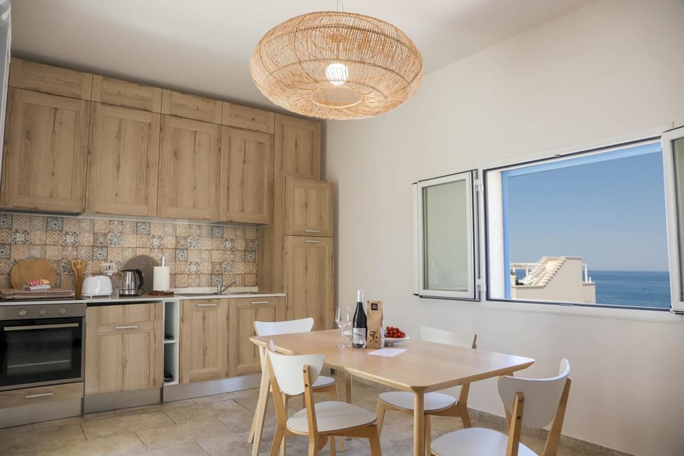 Private kitchen | Highchair