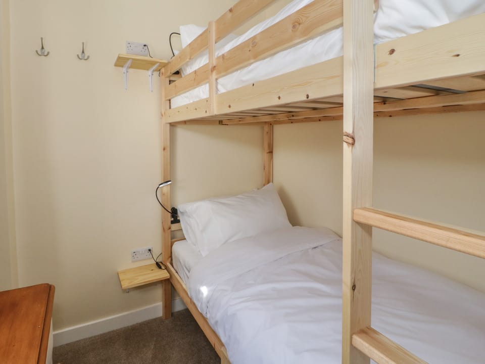 Cottage | 3 bedrooms, individually decorated, individually furnished, free WiFi
