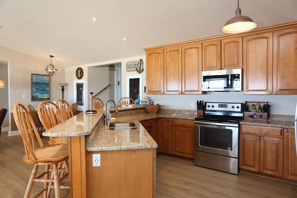 House, Multiple Beds (Buckleys Beach House) | Private kitchen