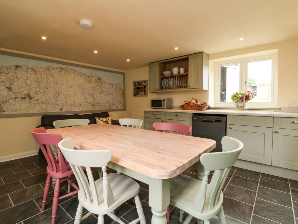 Cottage | Interior