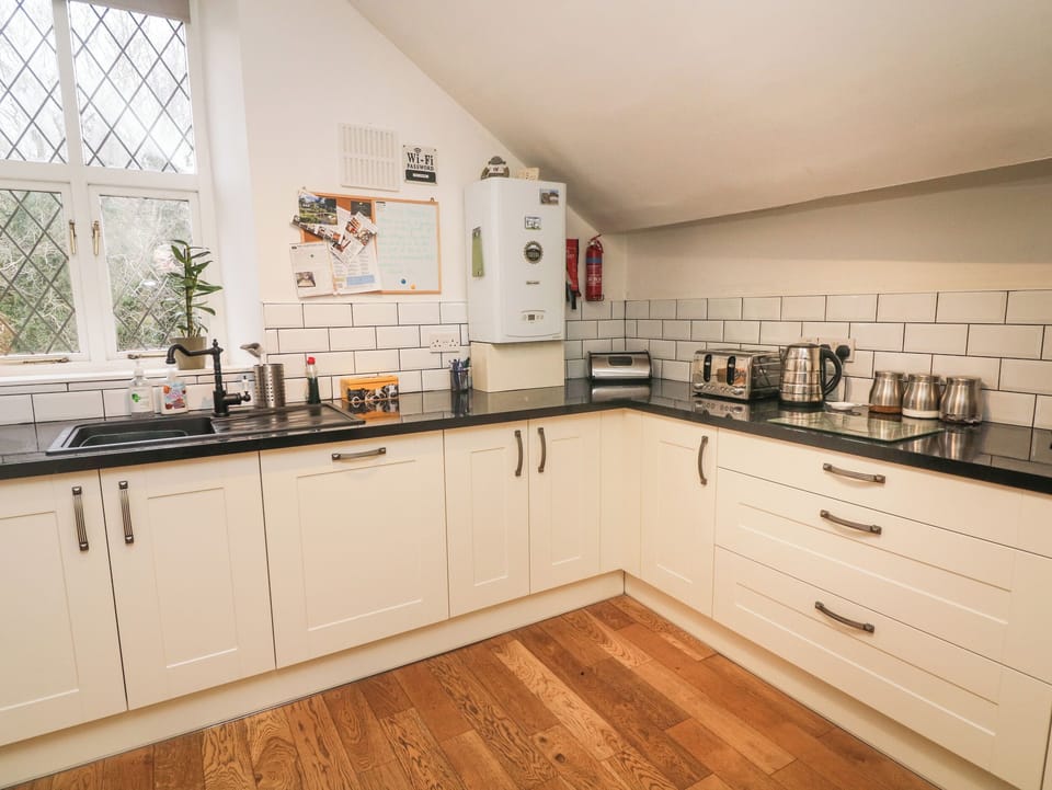Cottage | Interior