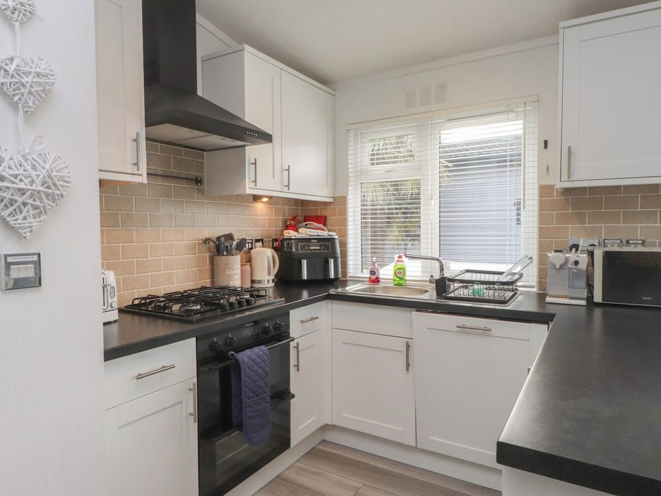 Fridge, microwave, dishwasher, electric kettle