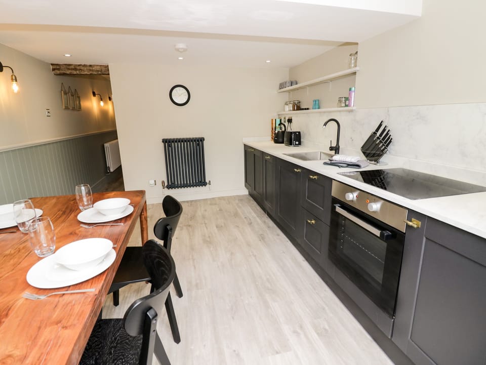Cottage | Interior
