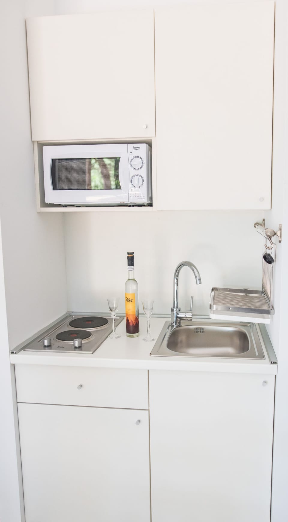 Deluxe Studio Suite | Private kitchen