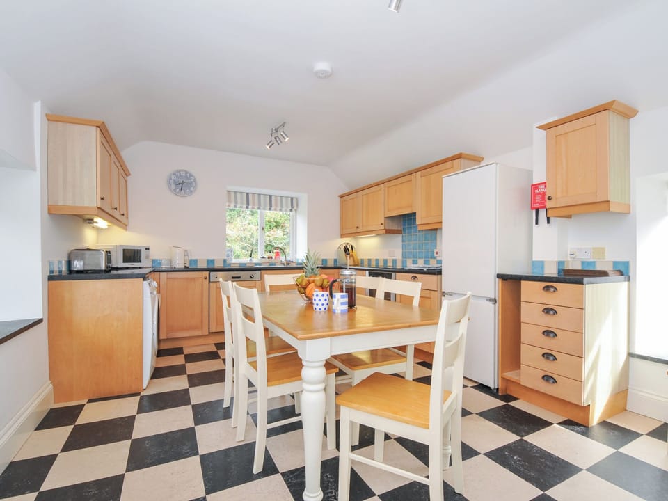 Cottage | Interior