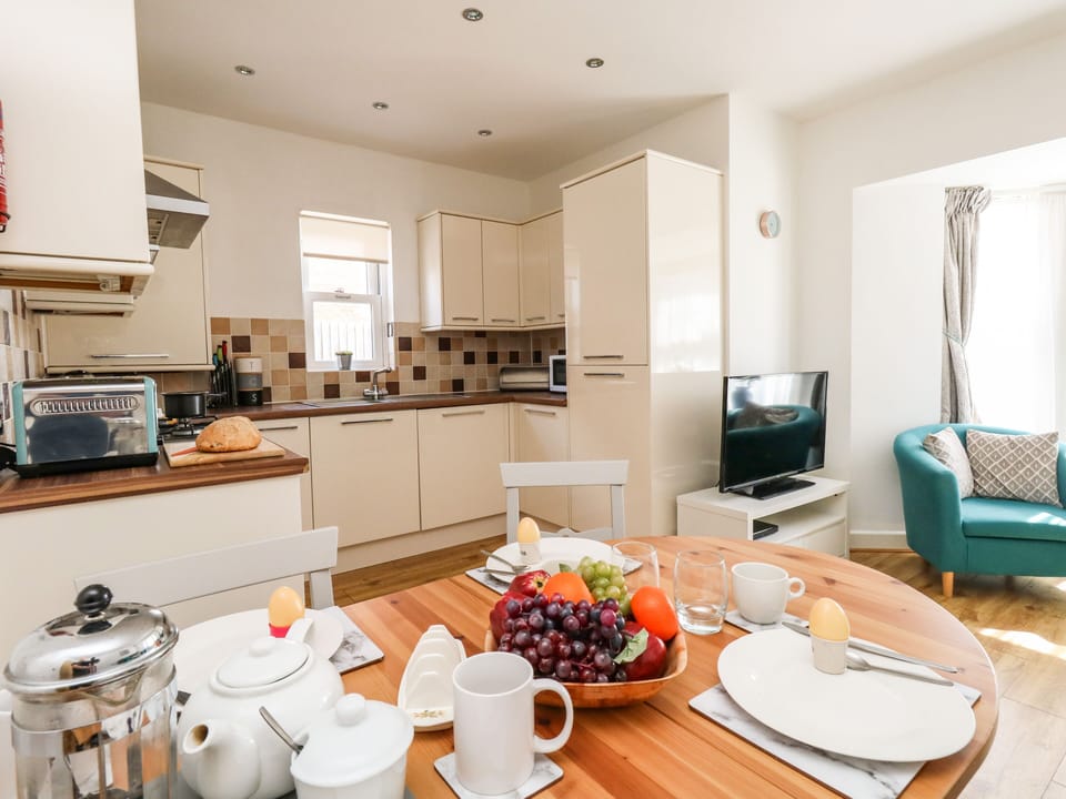 Cottage | Interior