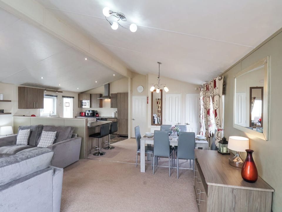 Cottage | Living area