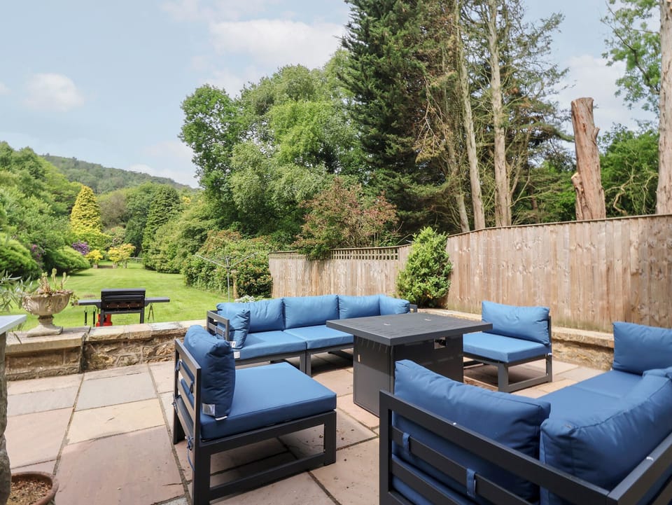 Cottage | Outdoor dining