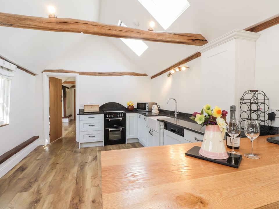 Cottage | Interior