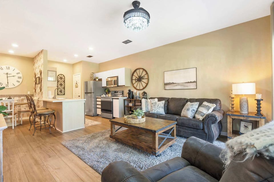 Condo, Multiple Beds, Pool Access, Garden View (Fairview Escape) | Living area | 42-inch flat-screen TV with digital channels