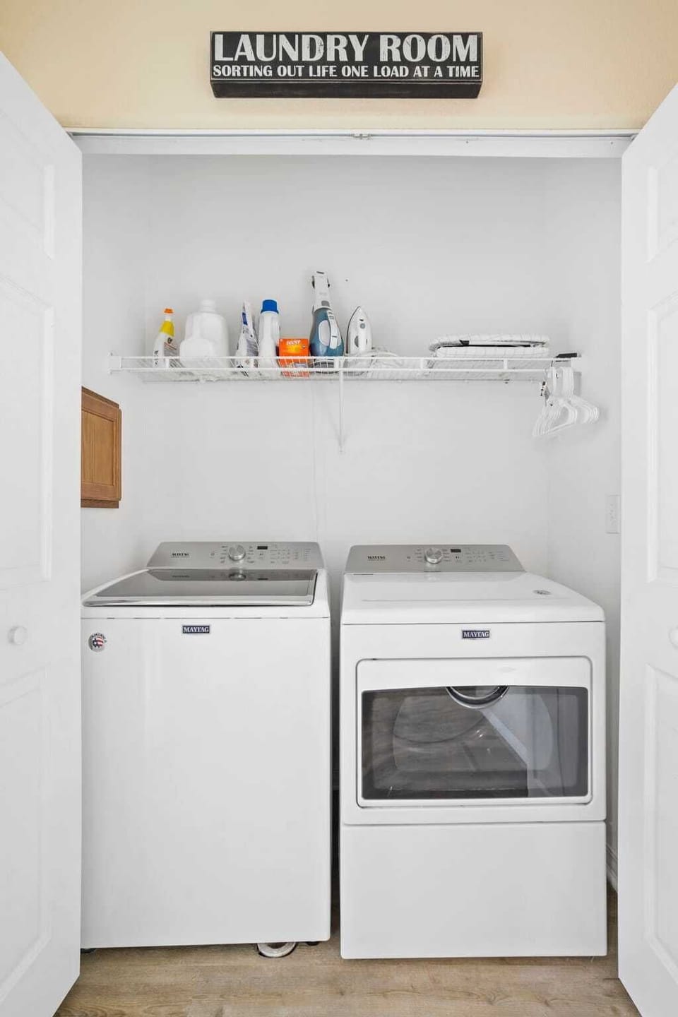 Condo, Multiple Beds, Balcony (Lakefront Sanctuary) | Interior